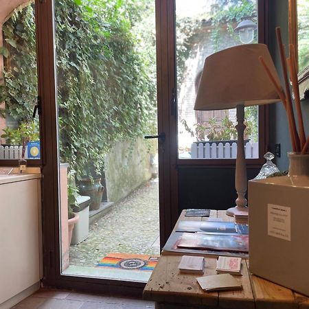 Le Camere Di Bsuites Affittacamere Parma Exterior foto